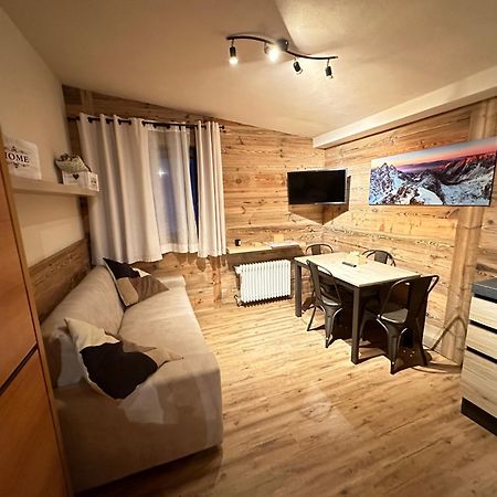 Apartamento Casa Cervinia Shuss 2 Breuil-Cervinia Exterior foto